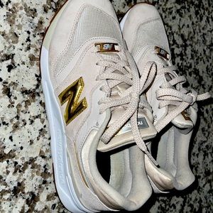 Women’s new balance